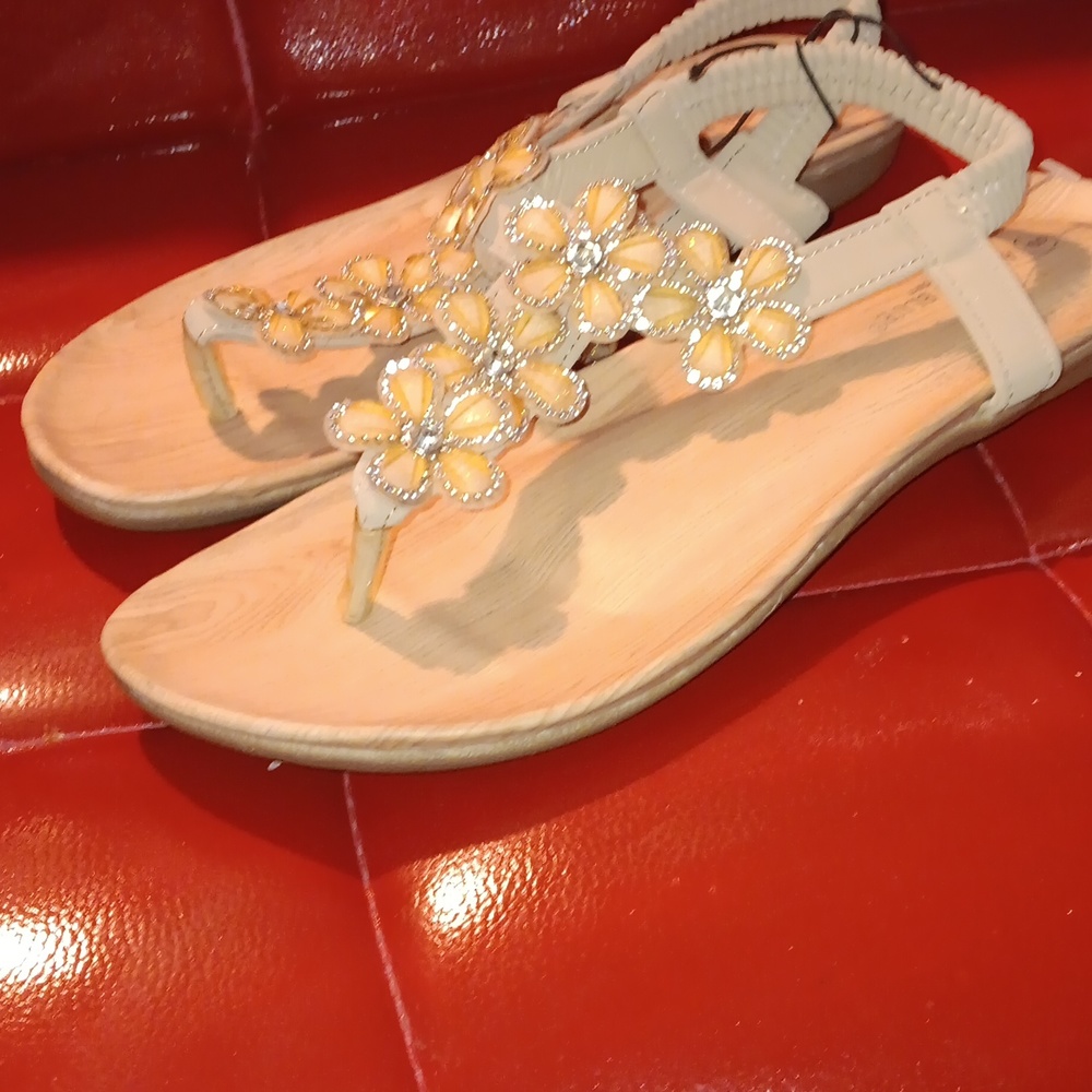 New Floral Sandals